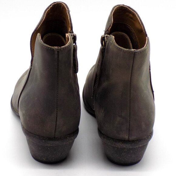 Clark's Unstructured Leather Ankle Boots Distressed Taupe Size 10 M Rustic - Picture 11 of 11